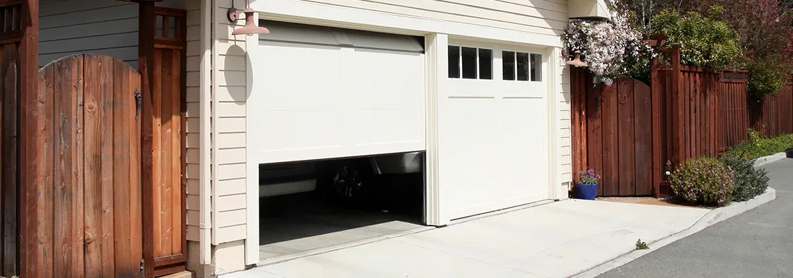 Repair Garage Door Won't Close Light Blinks in Sanford, Florida